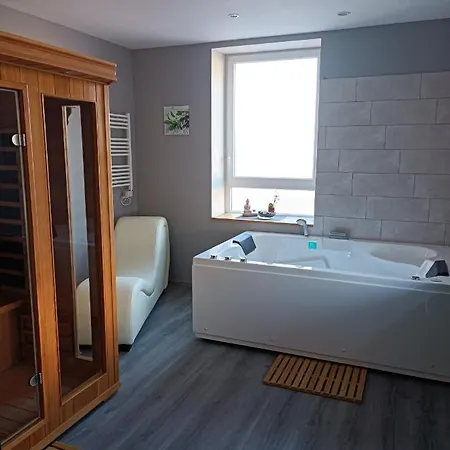 Monts Et Reves Bed & Breakfast Ramonchamp