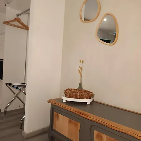 Monts Et Reves Bed and breakfast 3*