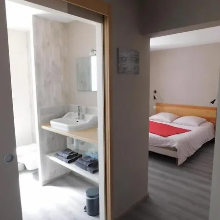 Monts Et Rêves Alojamento de Acomodação e Pequeno-almoço 4*