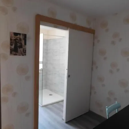 Monts Et Rêves Alojamento de Acomodação e Pequeno-almoço 4*