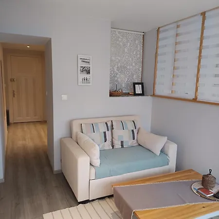 Monts Et Reves Bed and Breakfast 3*