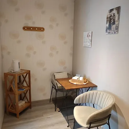 Monts Et Reves לינה וארוחת בוקר