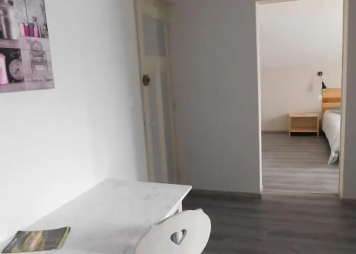 住宿加早餐酒店 Monts Et Reves Ramonchamp